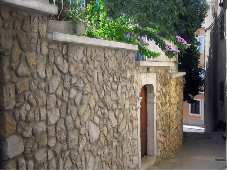 Ellity Appartement Crikvenica Buitenkant foto