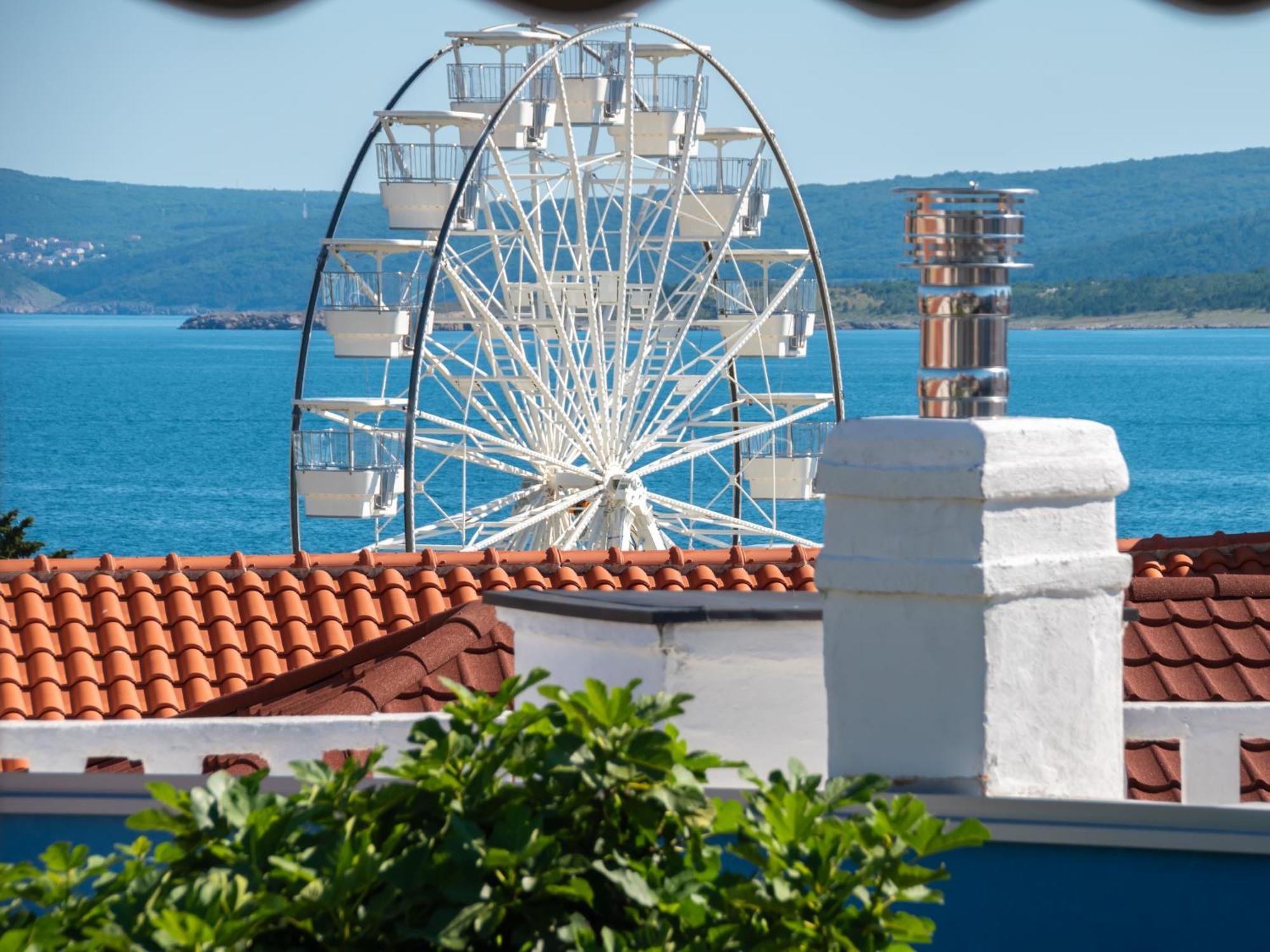 Ellity Appartement Crikvenica Buitenkant foto